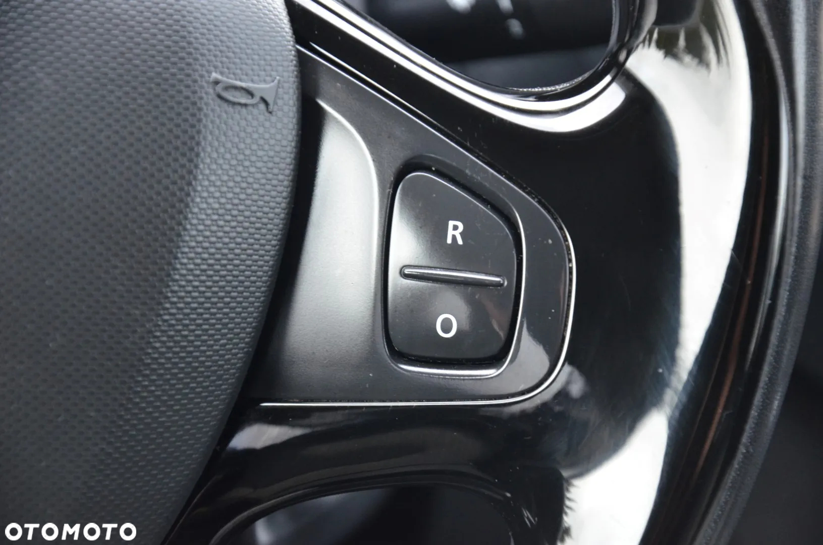 Renault Captur - 22