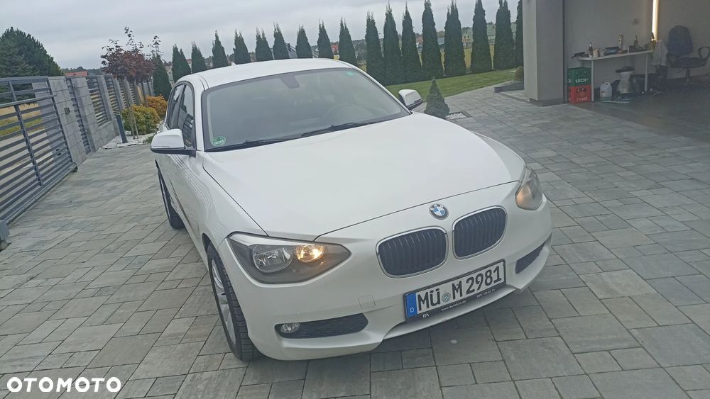 BMW Seria 1 116d DPF - 3