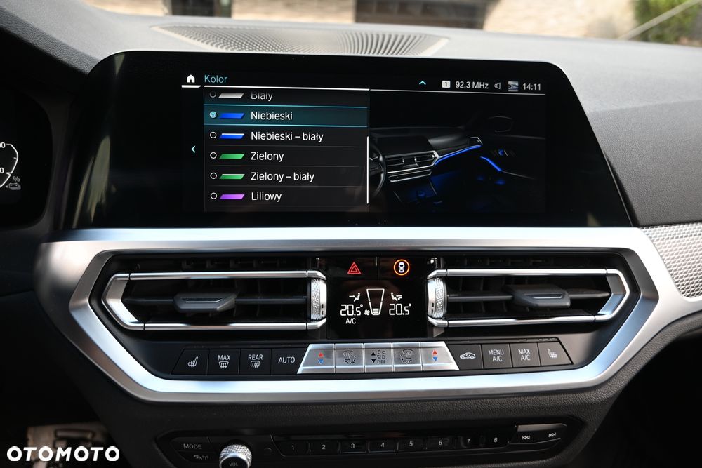 BMW Seria 3 320e M Sport - 30