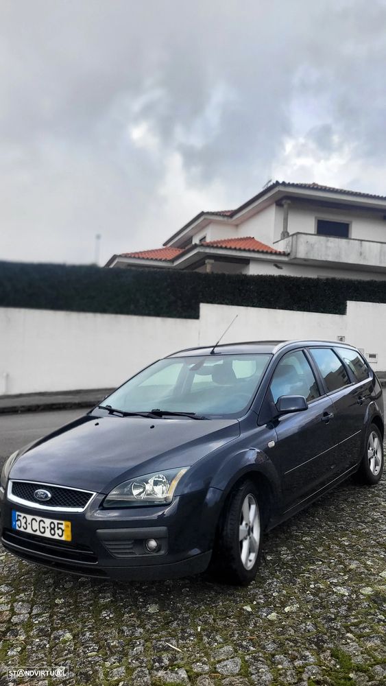 Ford Focus SW 1.6 TDCi Ghia - 2