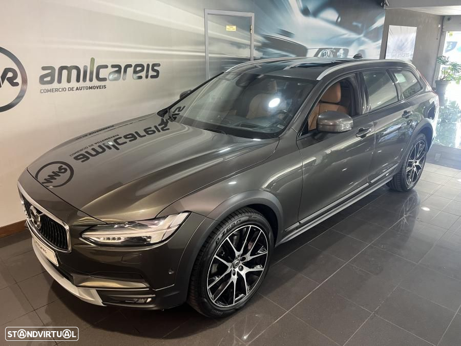 Volvo V90 Cross Country 2.0 D4 Plus AWD Geartronic - 5