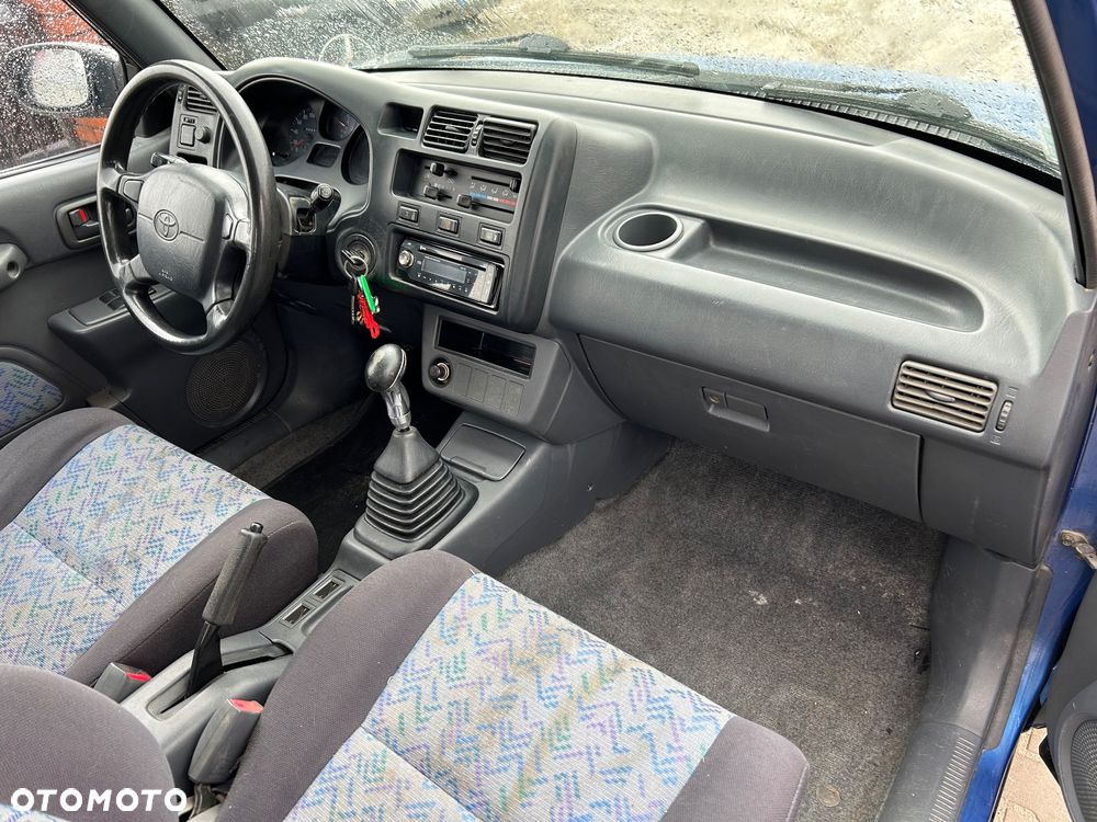 Toyota RAV4 - 19