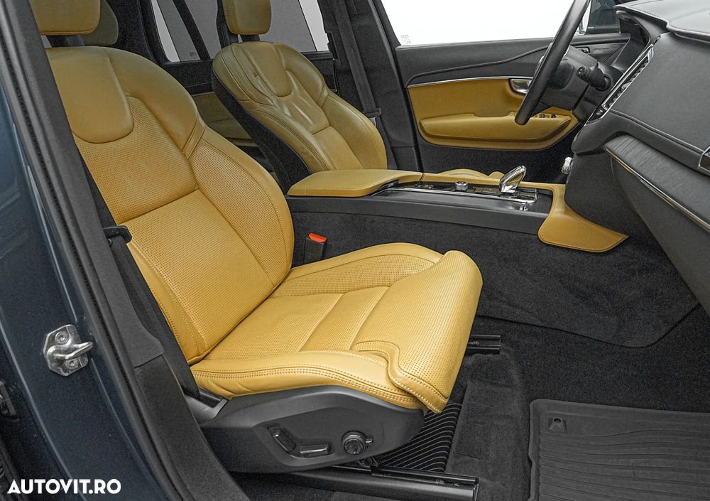 Volvo XC 90 B5 D AWD Ultimate Bright - 16