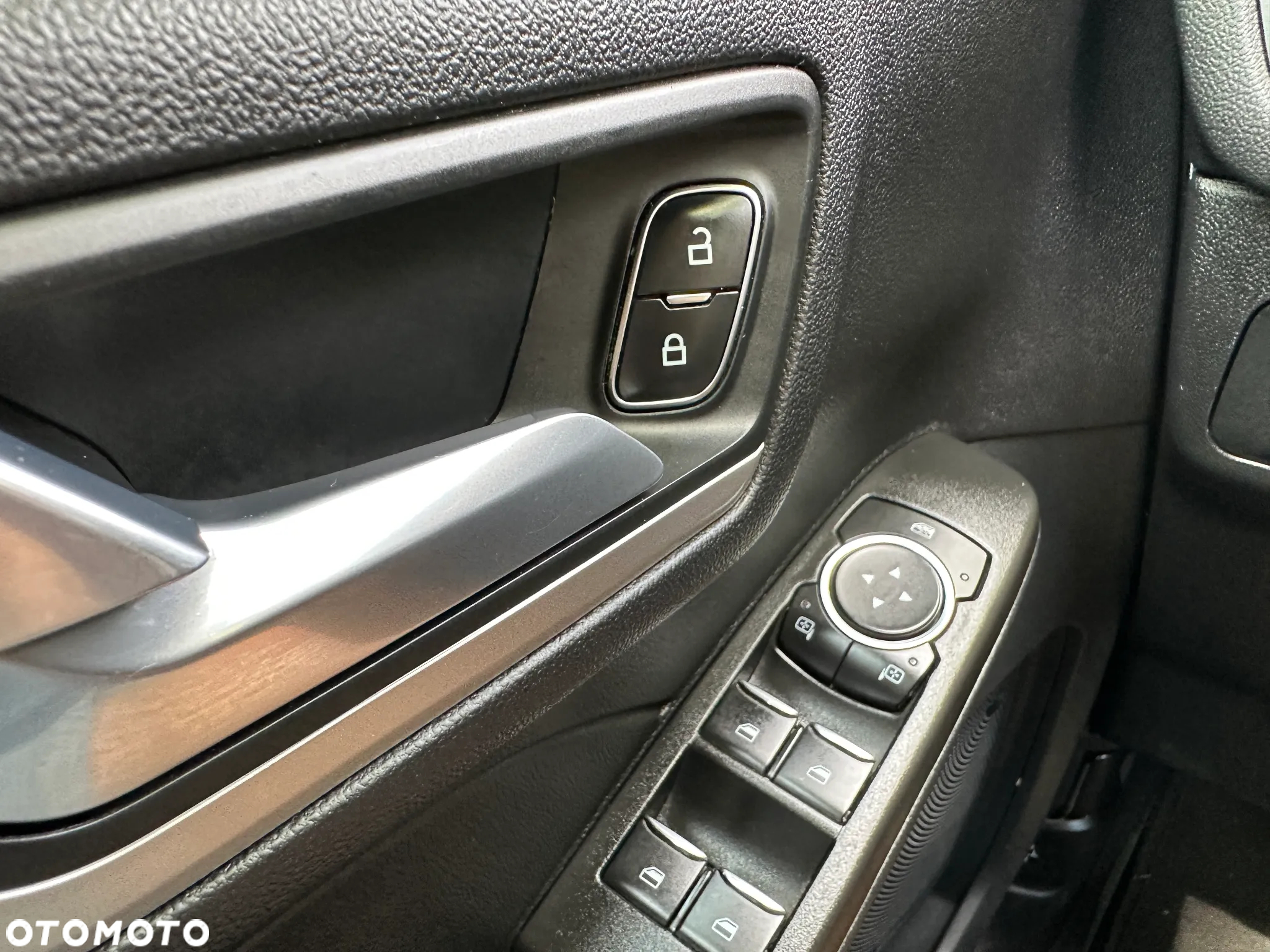 Ford Escape 1.5 EcoBoost AWD SE - 23