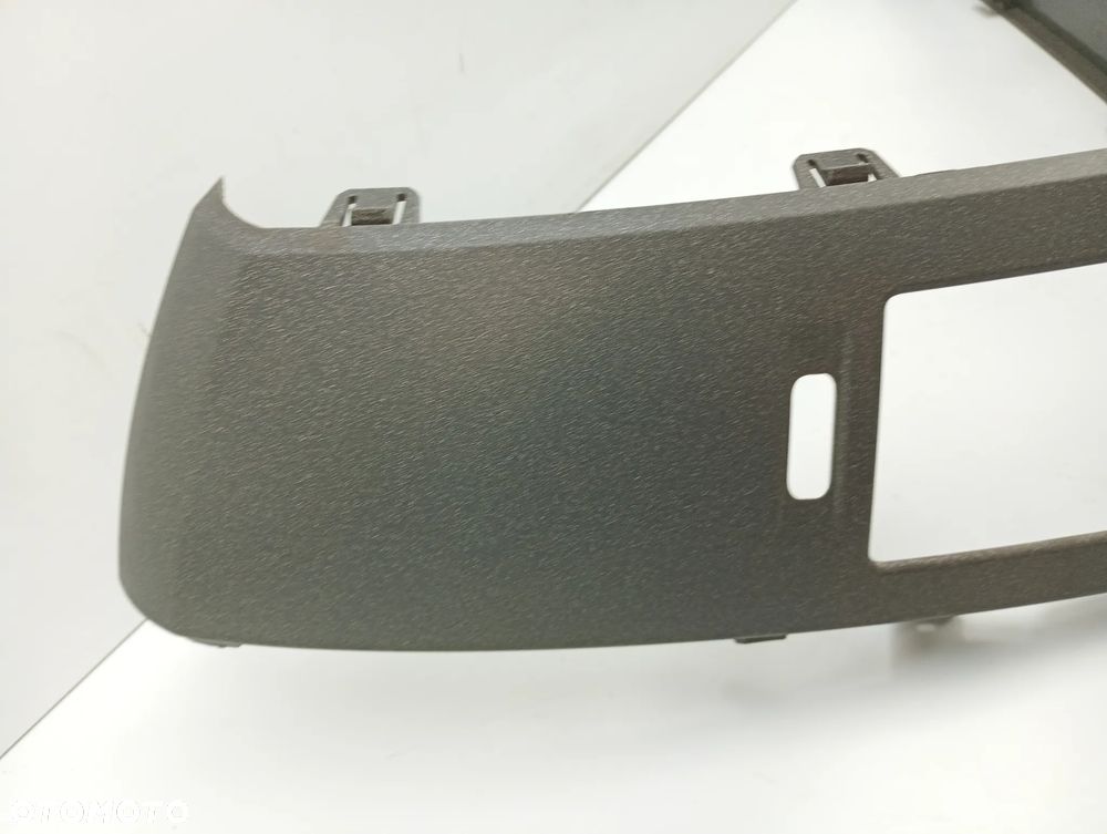 dekor listwa konsoli lewa mercedes sprinter w906 A9066890037 - 2