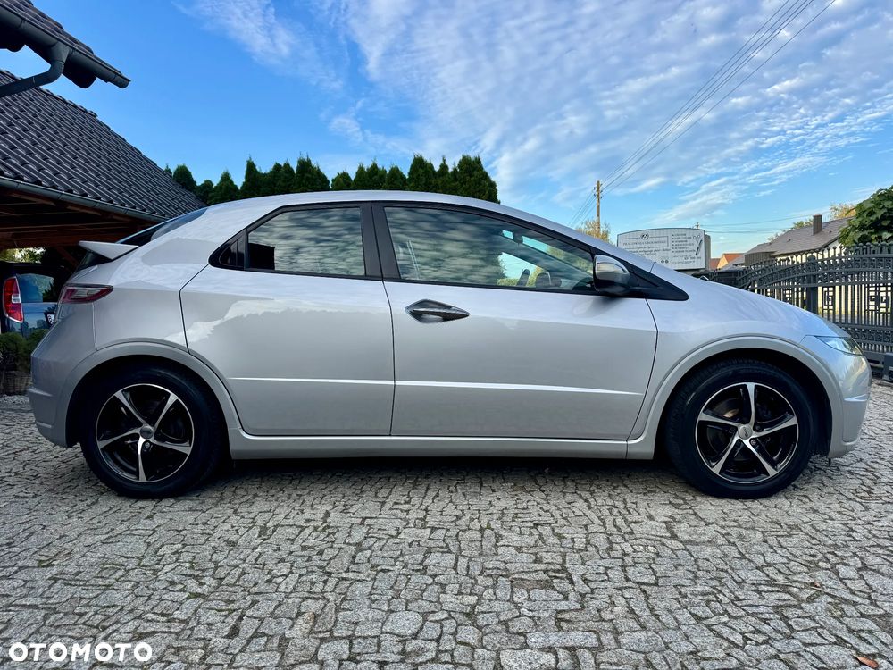 Honda Civic 1.4 i-VTEC Sport - 4