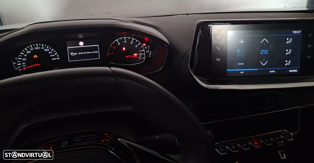 Peugeot 2008 1.2 Allure - 3