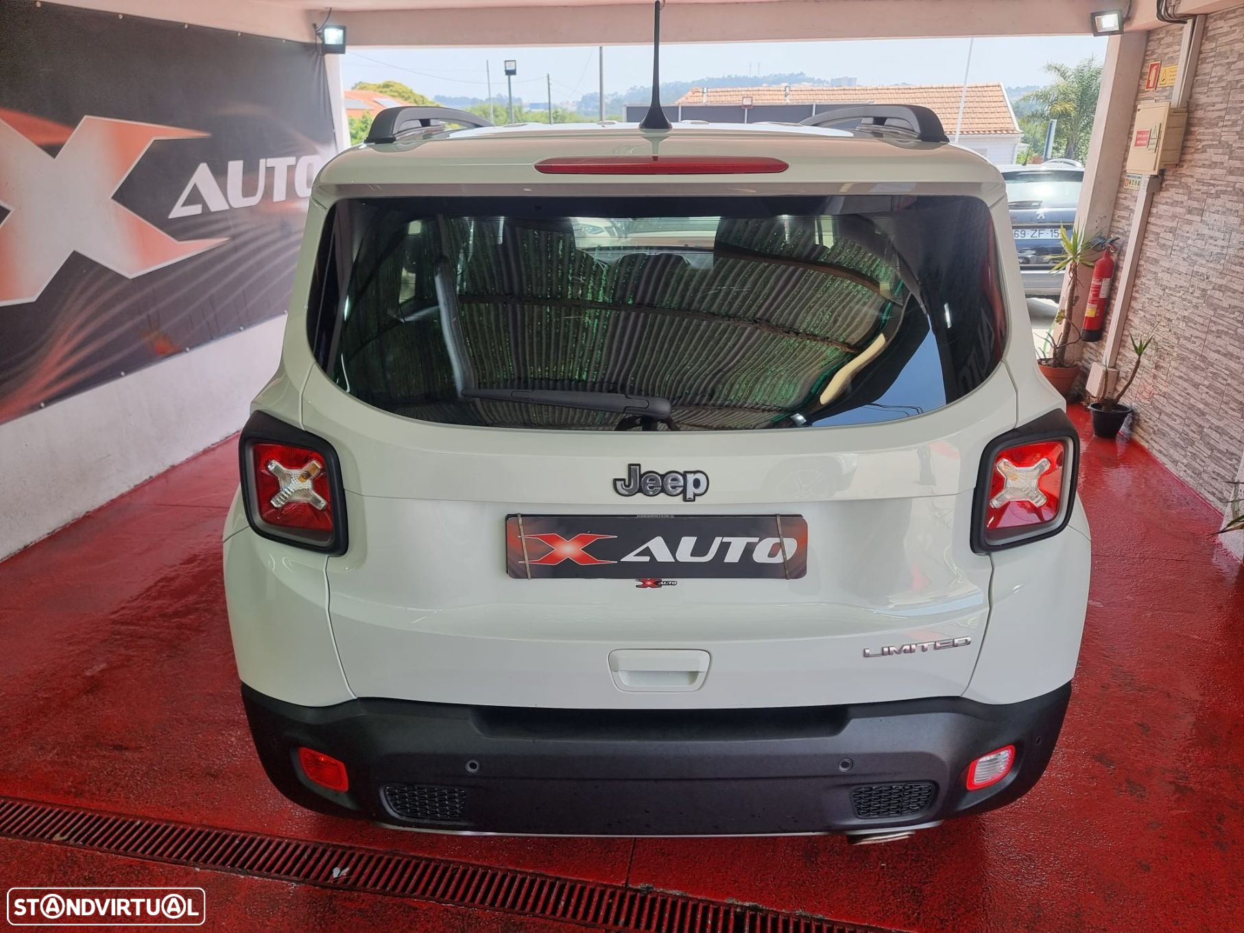 Jeep Renegade 1.0 T Limited - 5