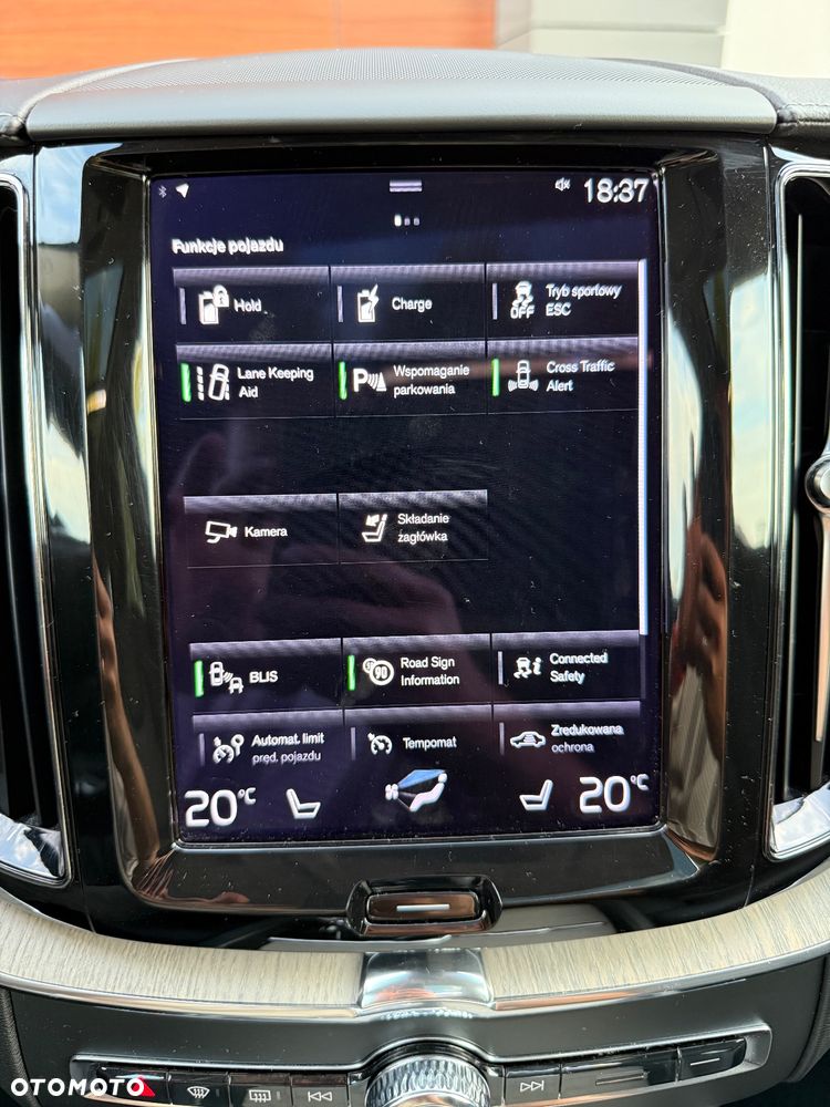 Volvo XC 60 T6 AWD Plug-In Hybrid Inscription - 28