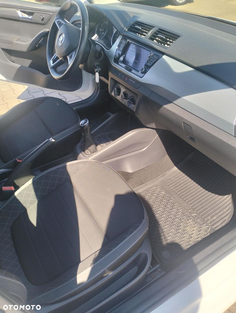Skoda Fabia 1.0 Ambition - 19