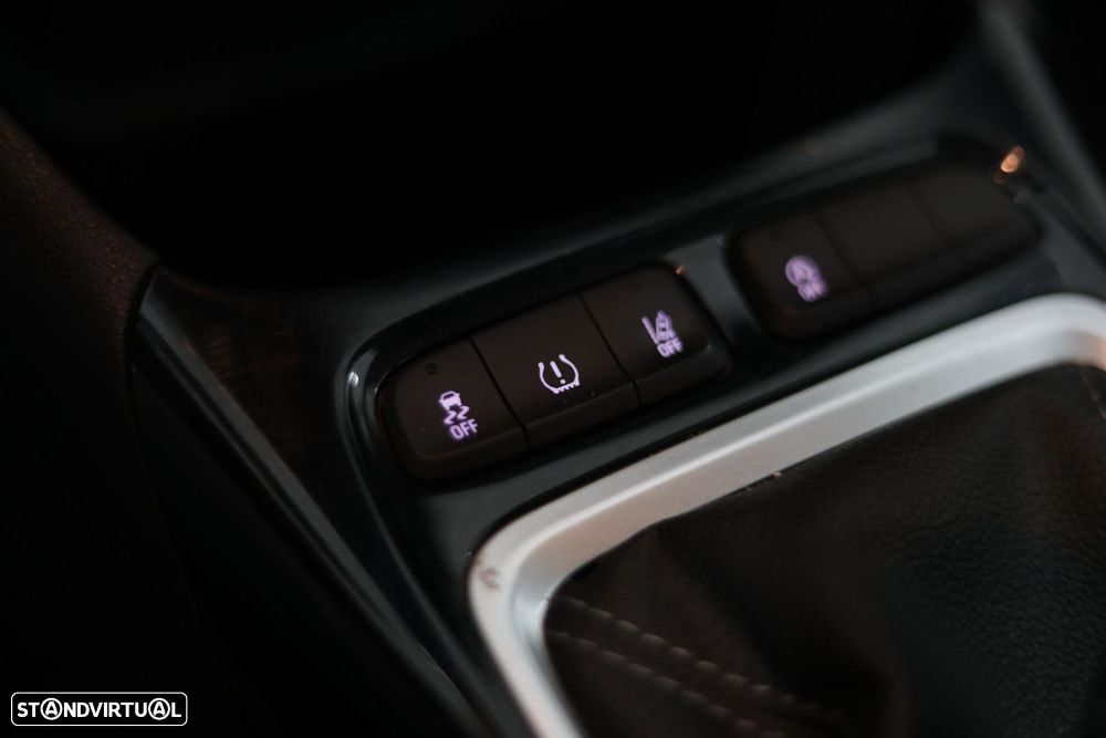 Opel Crossland 1.5 D Business - 15