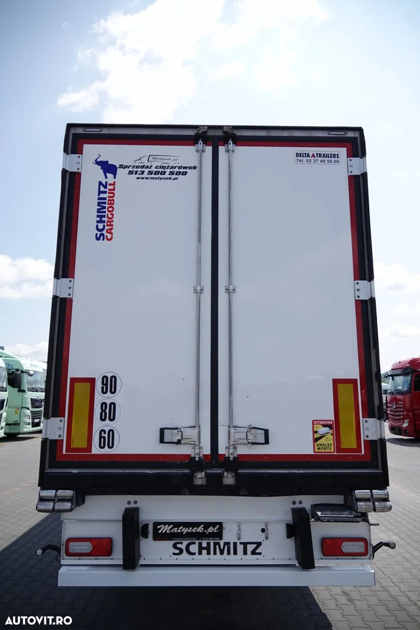 Schmitz Cargobull FRIGIDER / TRANSPORT VECTOR 1550 UNITĂȚI / DOPPELSTOCK / AXĂ RIDICATĂ / COȘ PENTRU PALEȚI / 2022 - 12