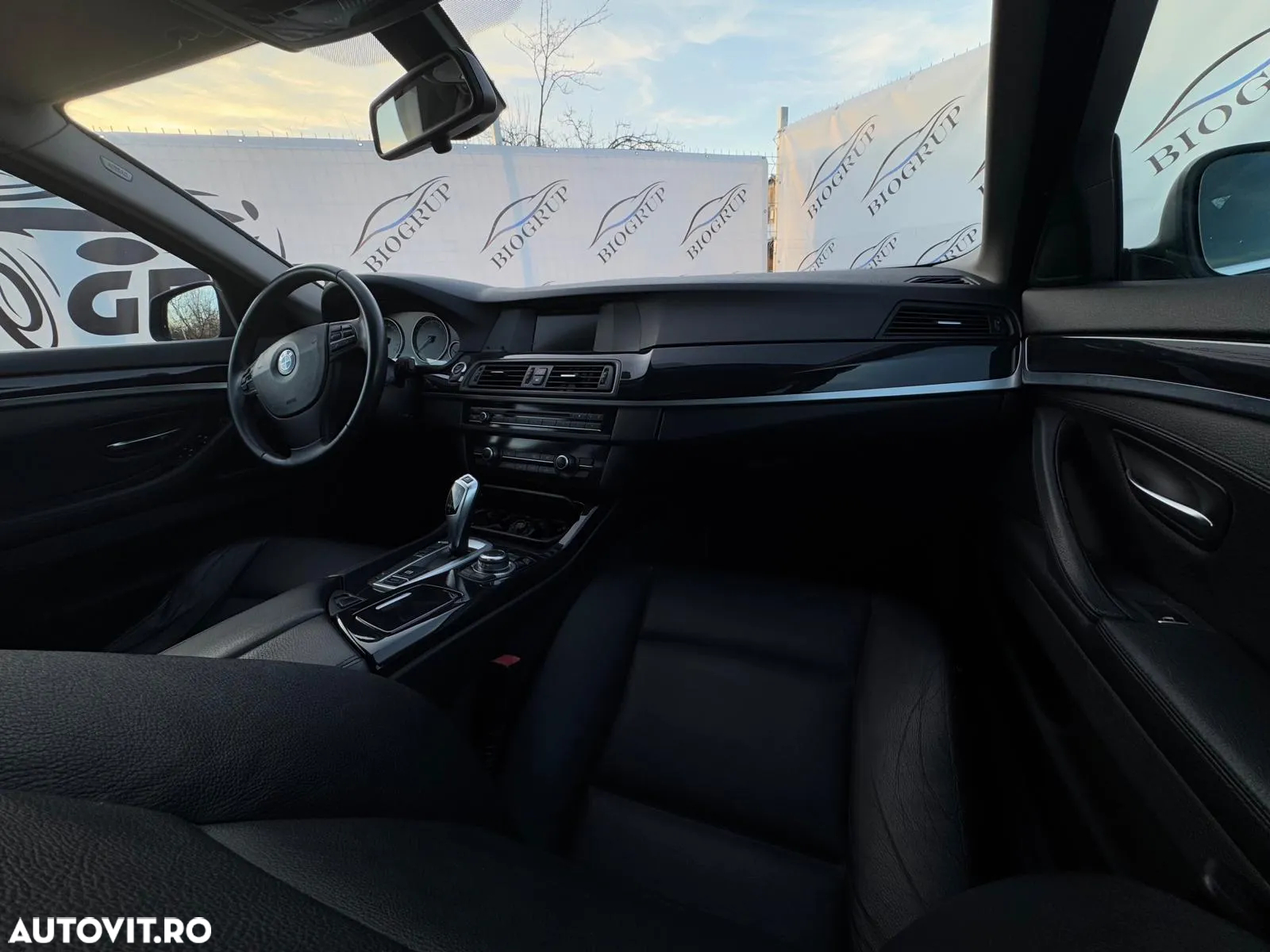 BMW Seria 5 520d Aut. - 19