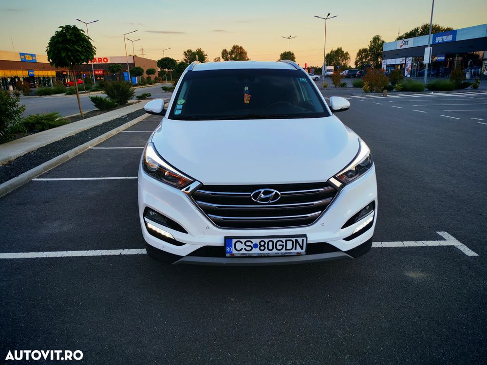 Hyundai Tucson - 1