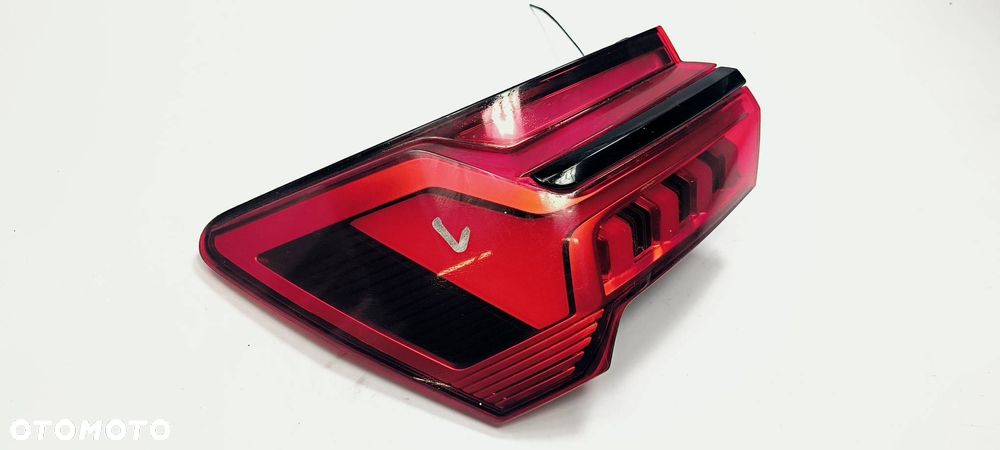 LAMPA LEWA TYŁ AUDI A6 C8 ALLROAD 4K5945091D - 5