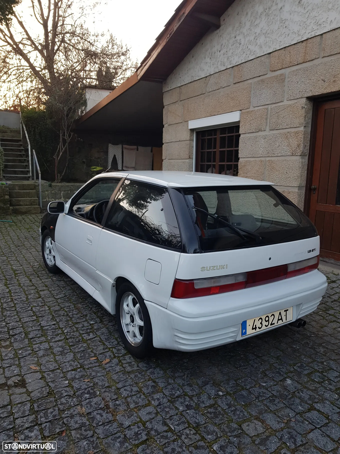 Suzuki Swift 1.3 GTi 16V - 2
