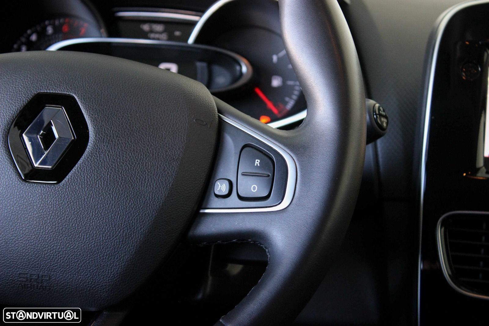 Renault Clio Sport Tourer 0.9 TCe Limited - 16
