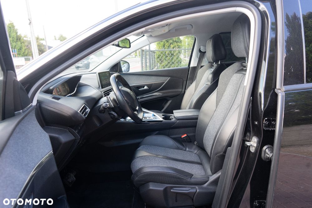Peugeot 5008 THP 165 EAT6 Allure - 9