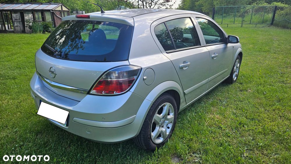 Opel Astra - 1