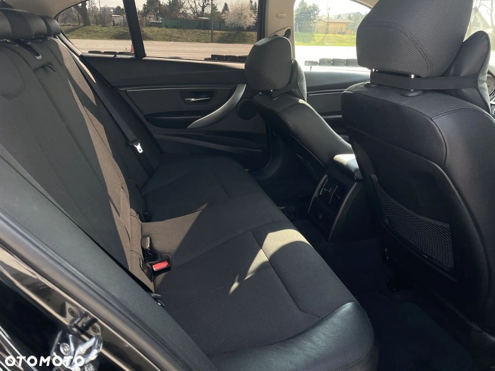BMW Seria 3 - 10