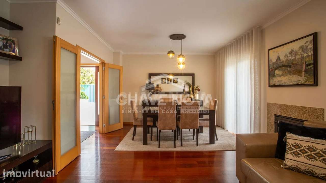 Moradia T4+1 com jardim Gulpilhares / Miramar - Grande imagem: 4/42