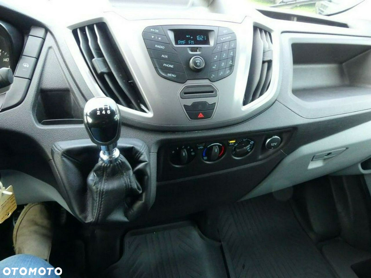 Ford Transit - 6