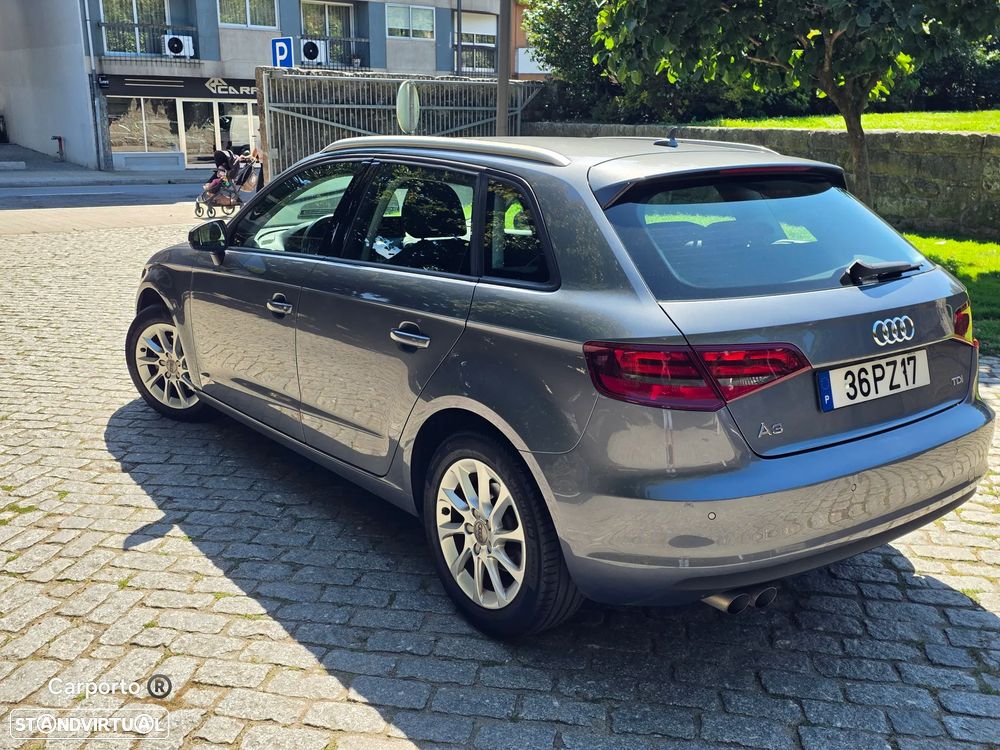 Audi A3 Sportback 2.0 TDI Advance - 2