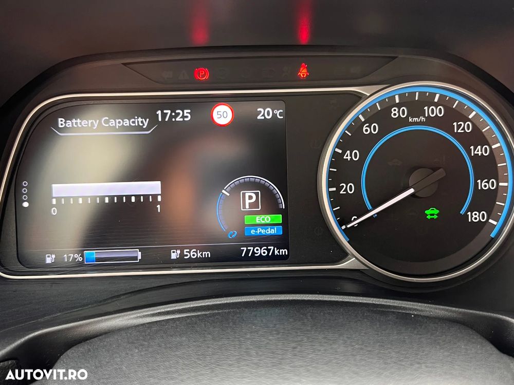 Nissan LEAF 62 kWh e+ N-Connecta - 13