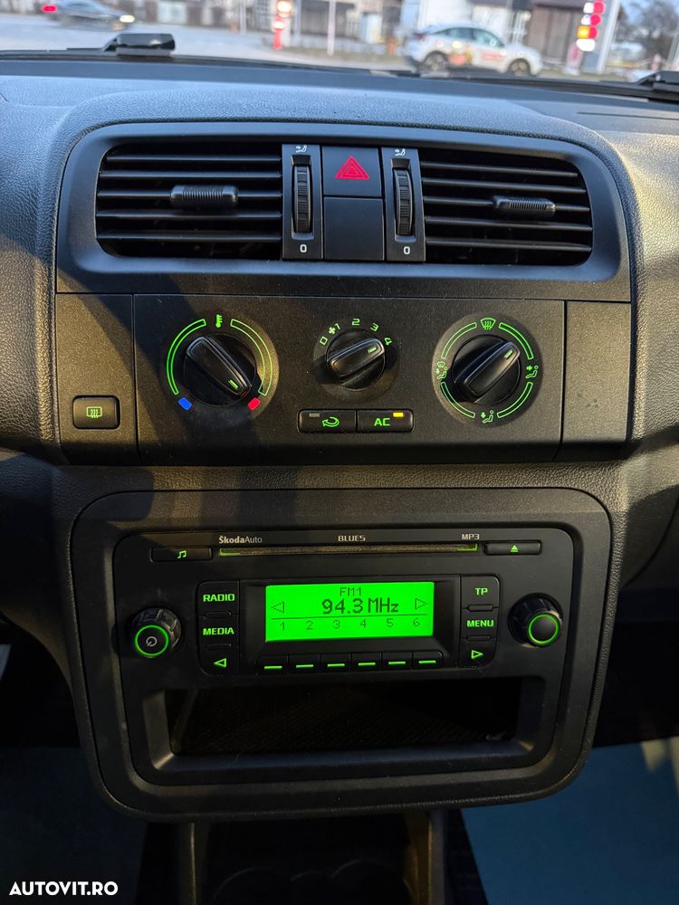 Skoda Fabia 1.2 HTP Fresh - 13