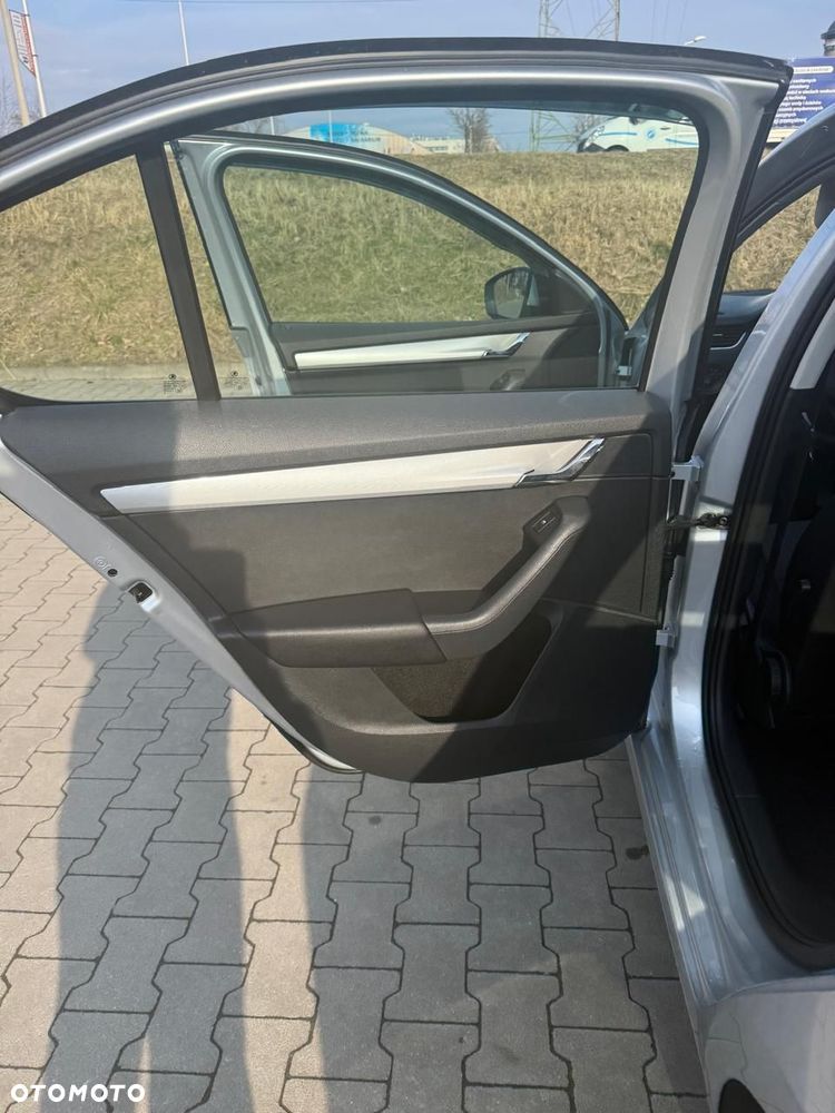 Skoda Octavia 2.0 TDI Drive - 18