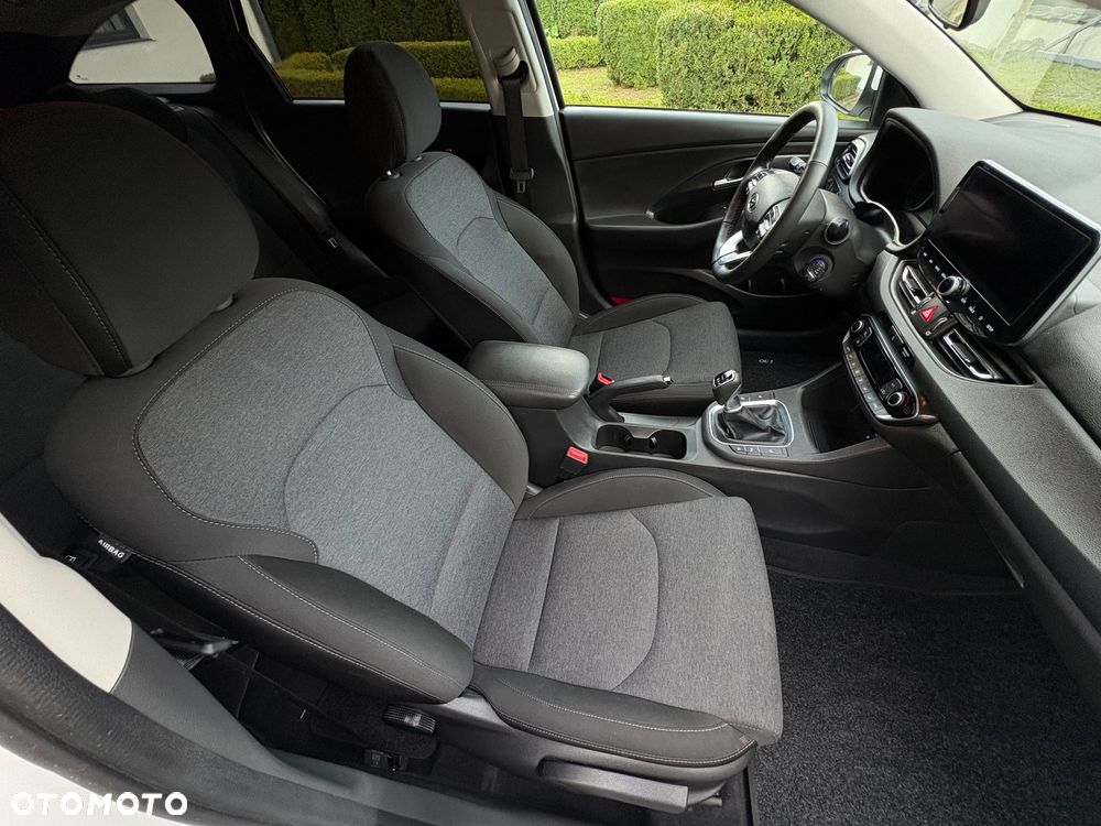 Hyundai i30 Kombi 1.5 T-GDI 48V-Hybrid Prime - 14