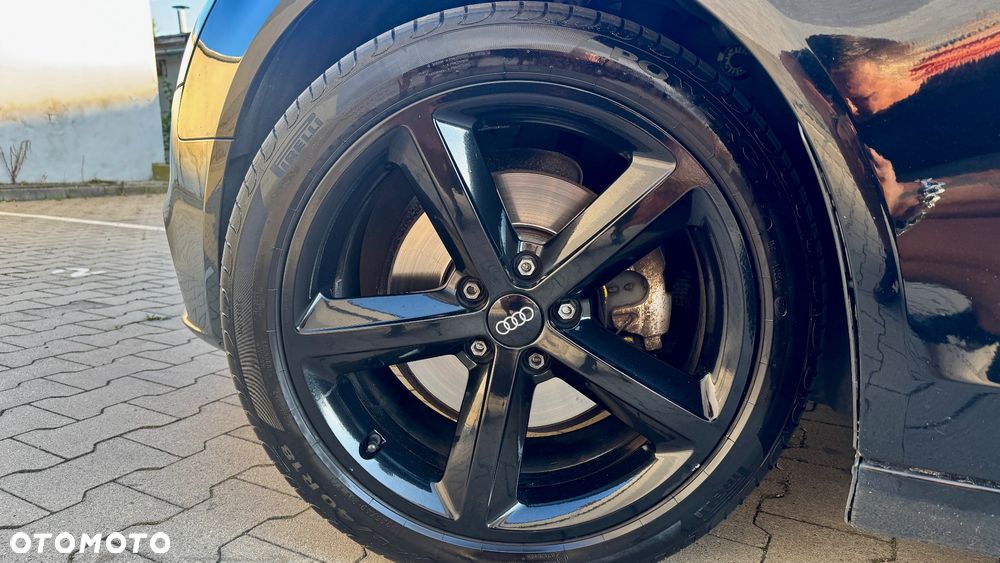 Audi A4 Avant 2.0 TDI - 9