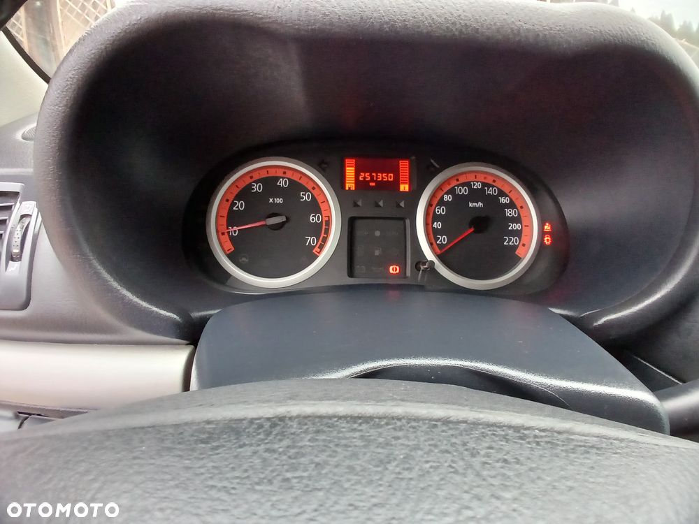 Renault Clio 1.4 Extreme - 6