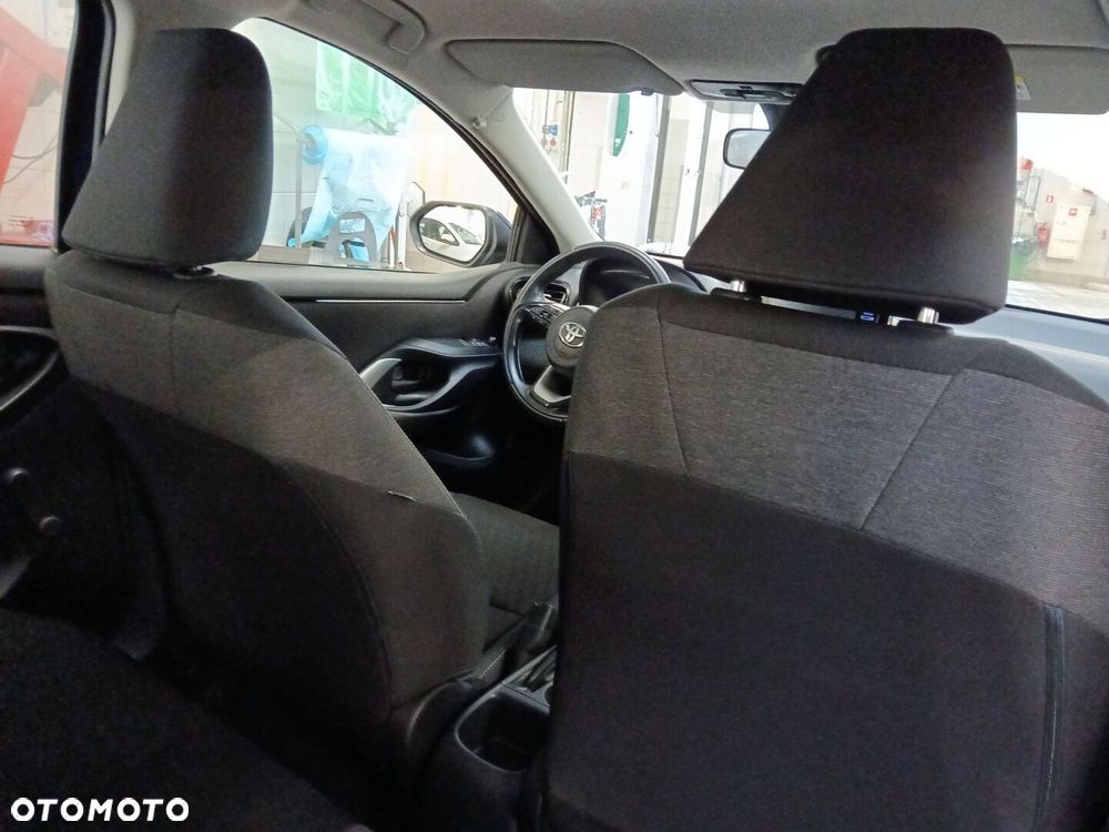 Toyota Yaris 1.5 Comfort - 11