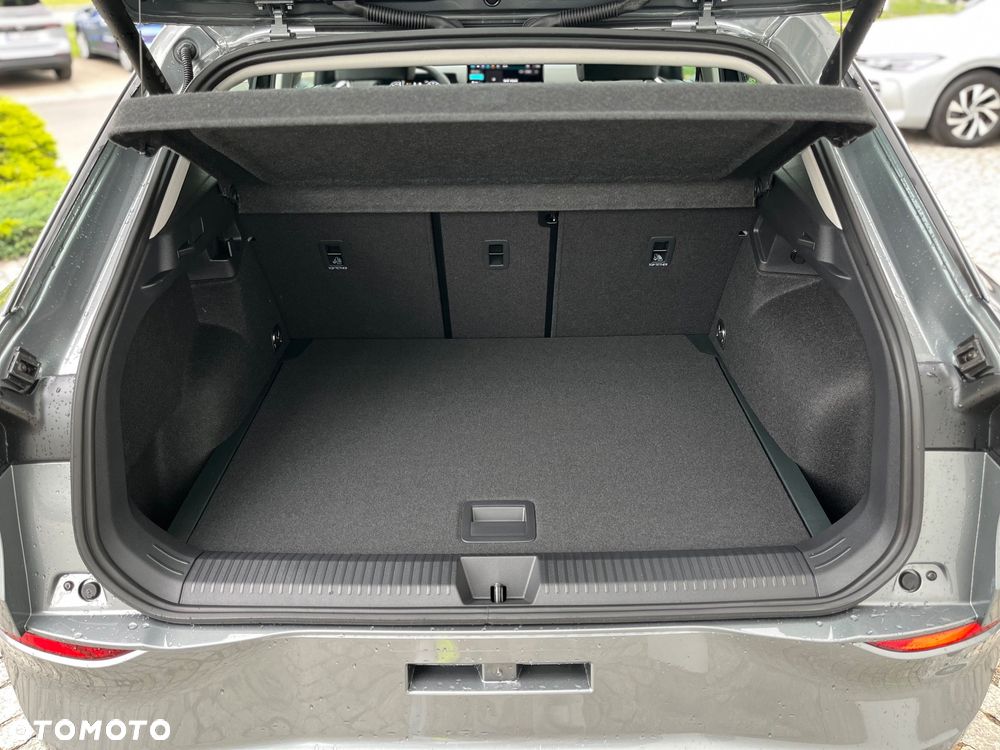 Volkswagen T-Roc 1.5 eTSI OPF DSG Style - 23