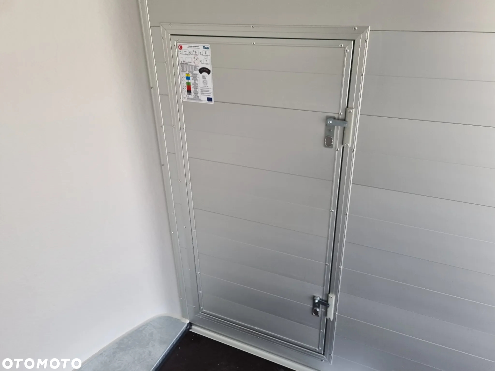 Debon C 300 Alu + drzwi boczne 300x155 cm Cheval Liberte - 10