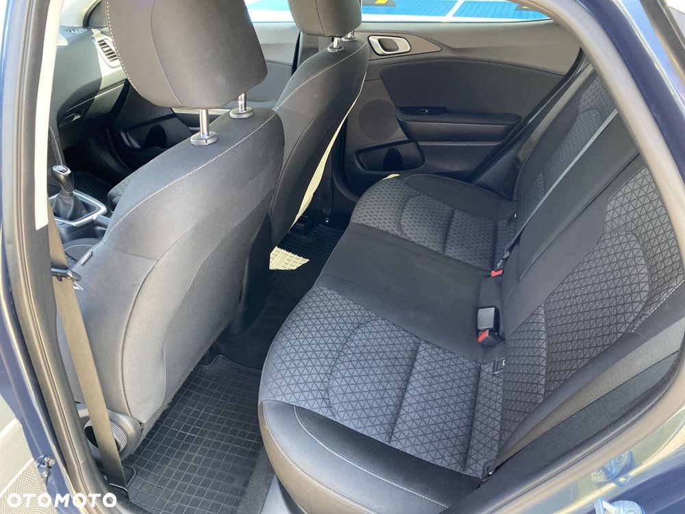 Kia XCeed - 11