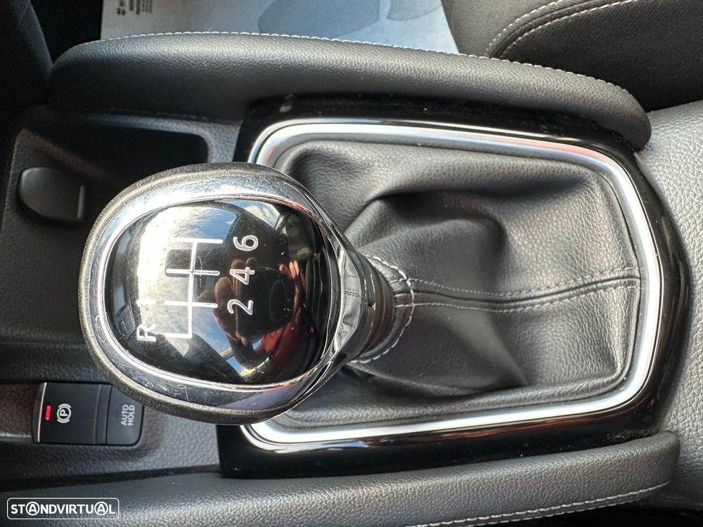 Nissan Qashqai 1.5 dCi N-Connecta Business - 23