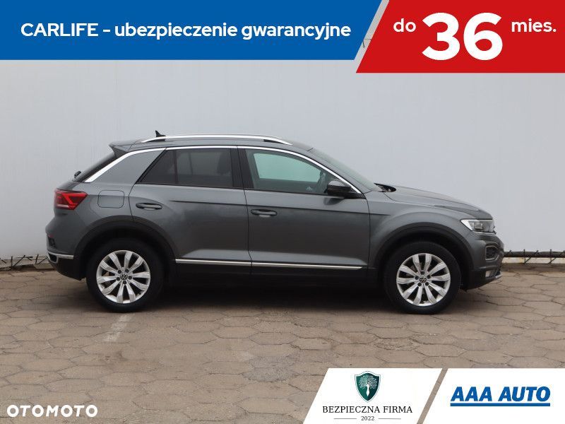 Volkswagen T-Roc - 8
