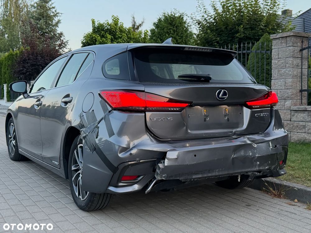 Lexus CT 200h Prestige - 8