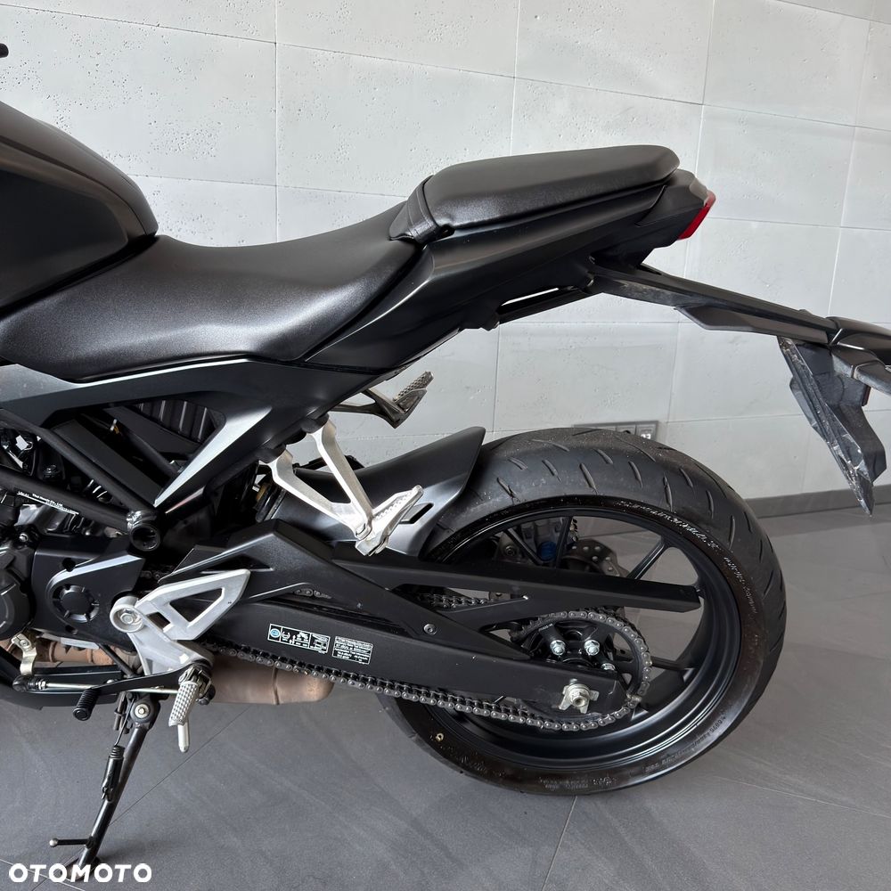 Honda CBF - 12