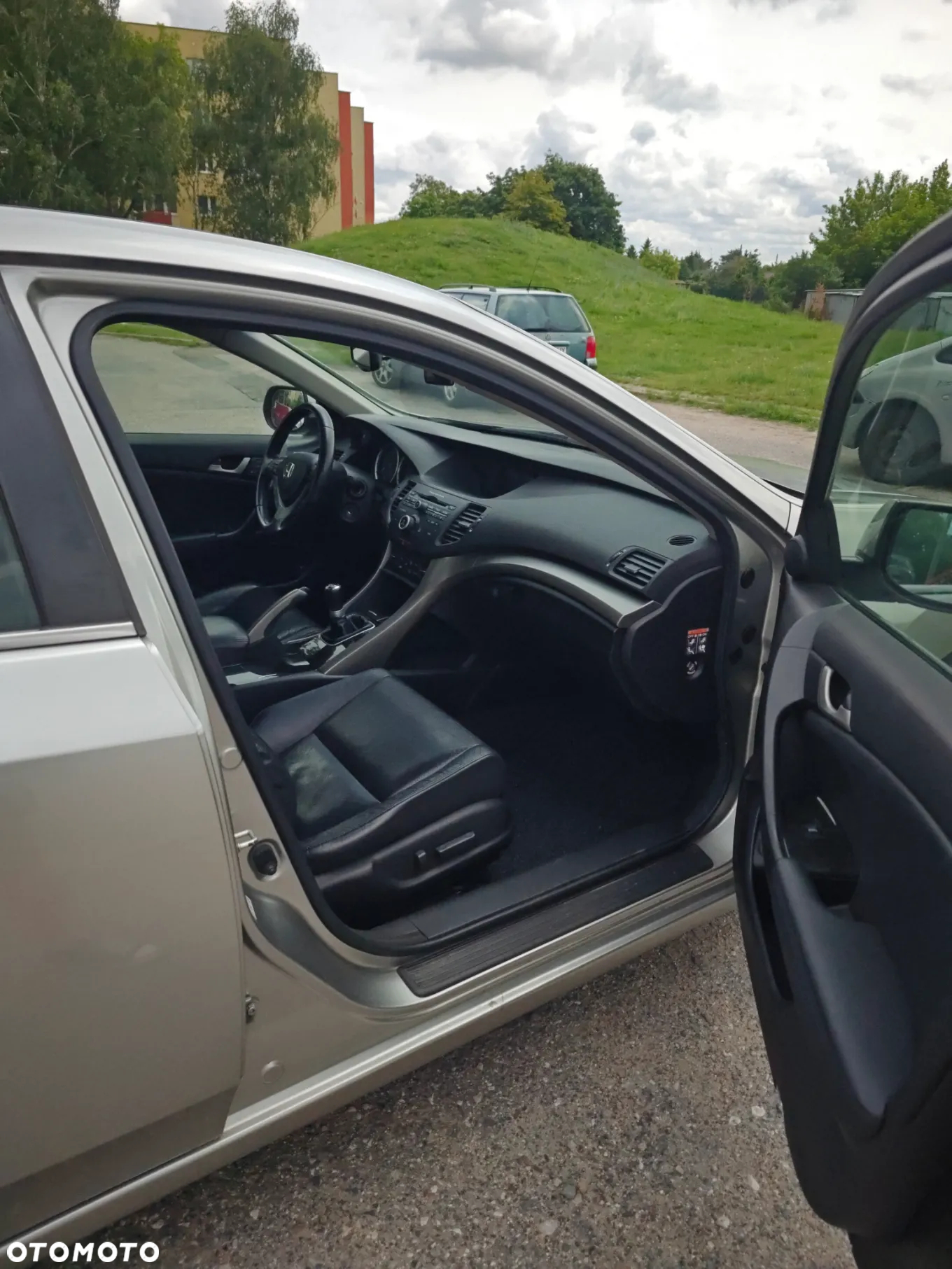 Honda Accord 2.0 Executive - 17