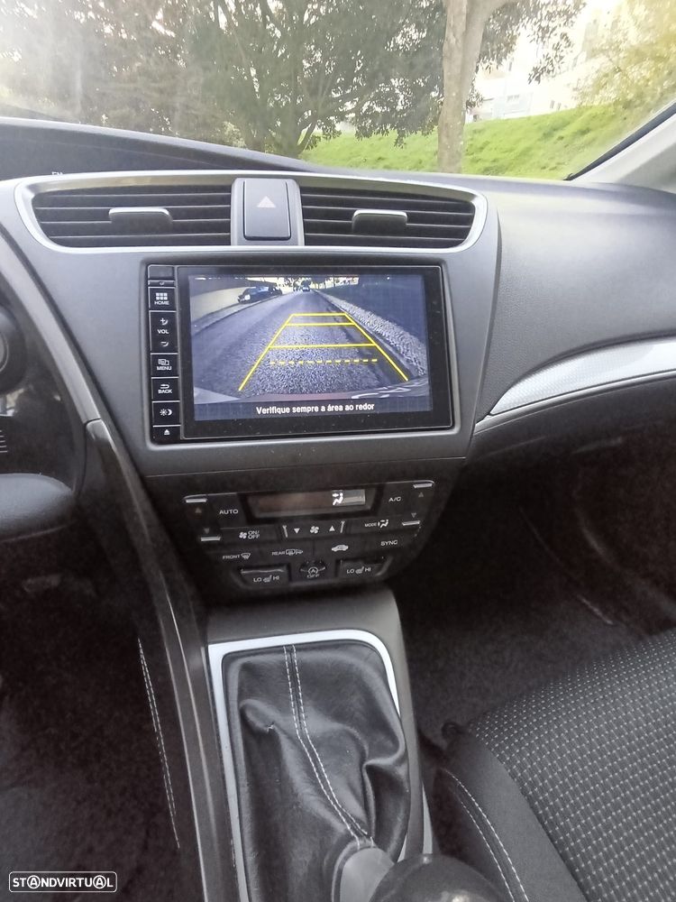 Honda Civic Tourer 1.6 i-DTEC Sport Navi - 34