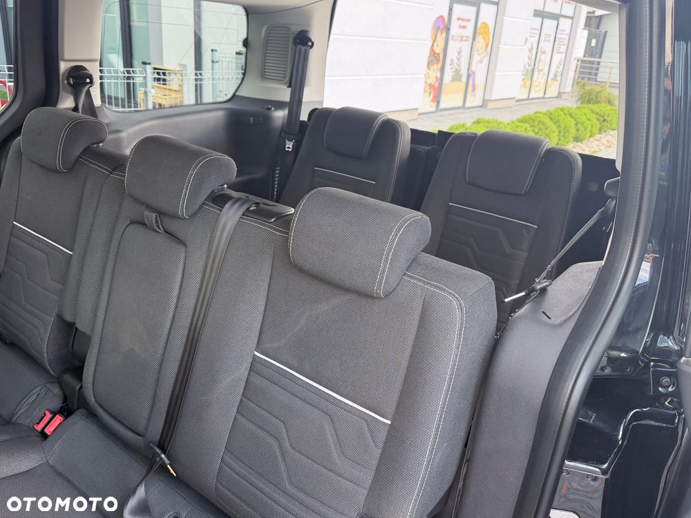 Ford Tourneo Connect - 17