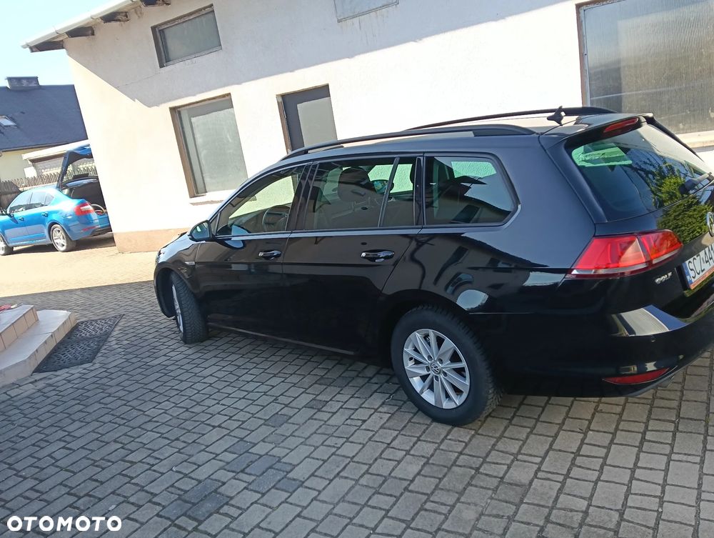 Volkswagen Golf 1.6 TDI BlueMotion Trendline - 6