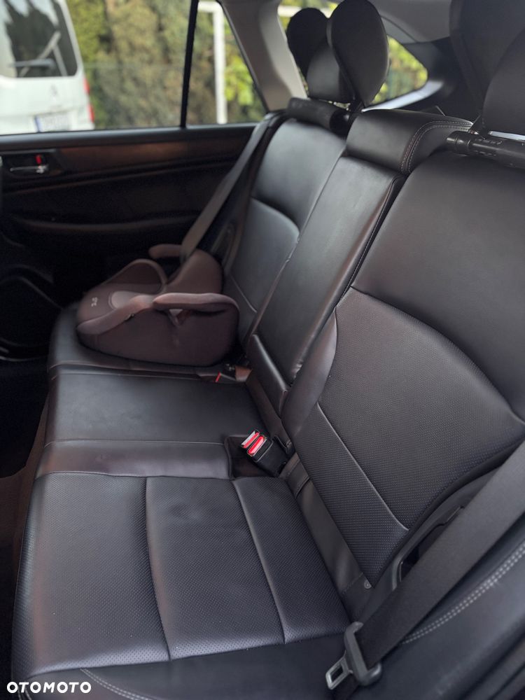Subaru Legacy - 20