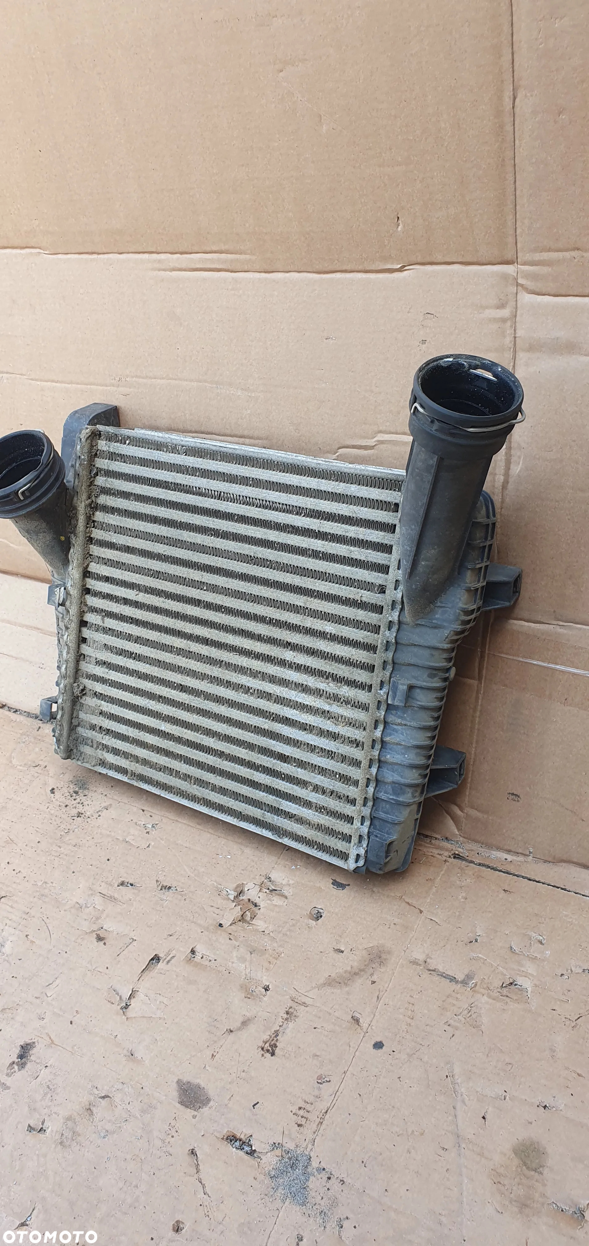 Intercooler chłodnica intercoolera VW Touareg 3.0 TDI 7L6145804 - 3