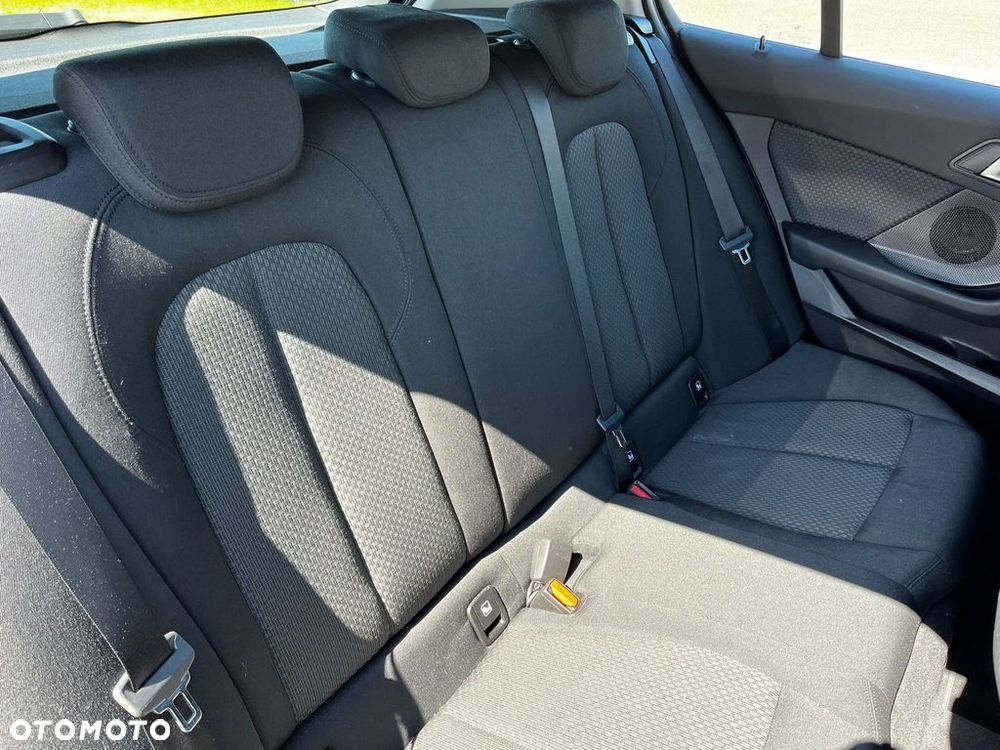 BMW Seria 1 118i Advantage - 22