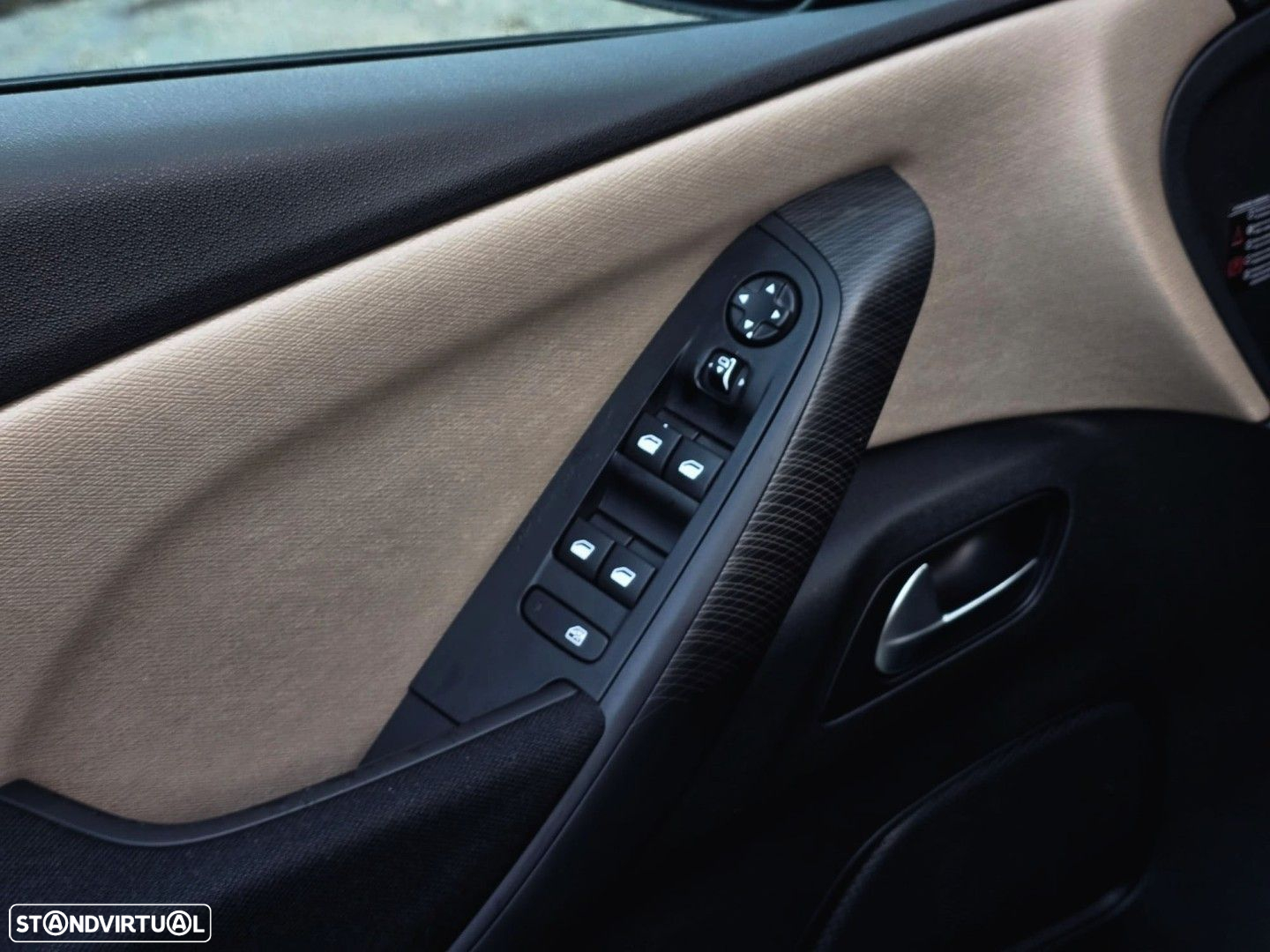 Citroën C4 Grand Picasso 1.6 e-HDi Intensive - 16