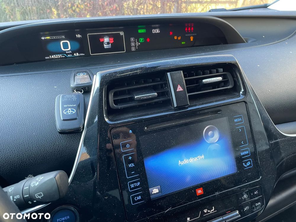 Toyota Prius Hybrid - 39